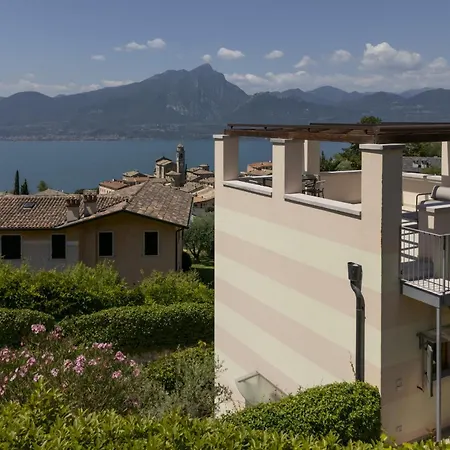 Towerhill With Roofterrace And Shared Po Apartment
