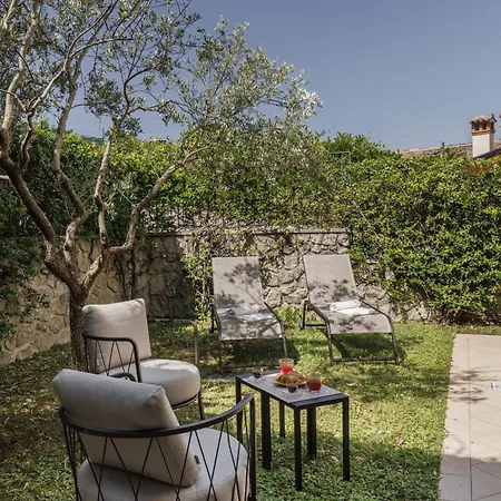 Towerhill With Roofterrace And Shared Po Torri Del Benaco